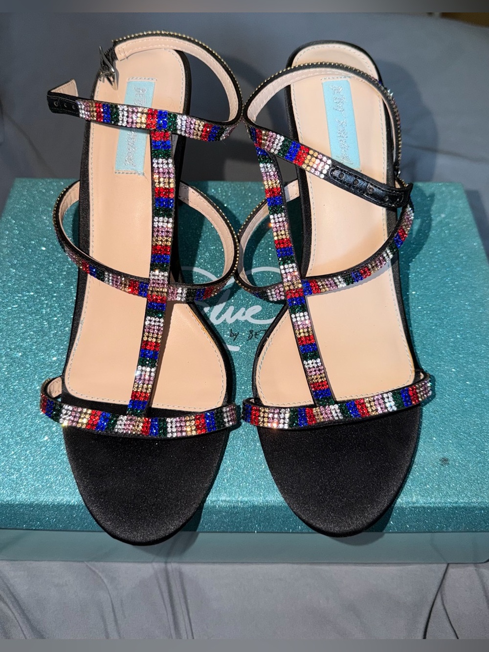 BLUE by BETSEY JOHNSON Tate Sandals with Multicolor Crystal Straps Sz 10